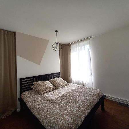 Agreable Maison De Ville Au Calme Selles-sur-Cher Exterior foto
